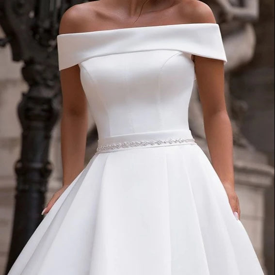 S754A     2025 New Off-shoulder-level High Quality Custom Made Satin Simple Plus Size Wedding Dress